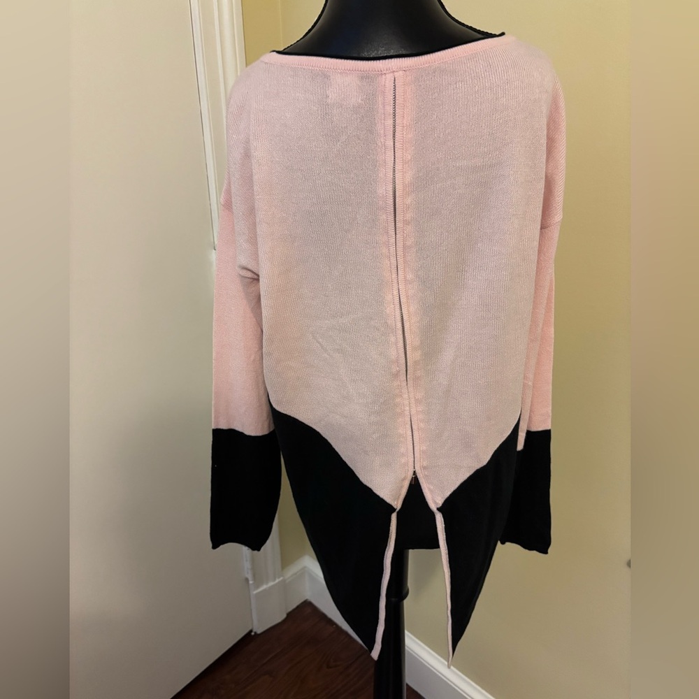 SOHO. NEW YORK & CO. Chic Pink and Black Sweater w/built-in blouse attached - Picture 1 of 10